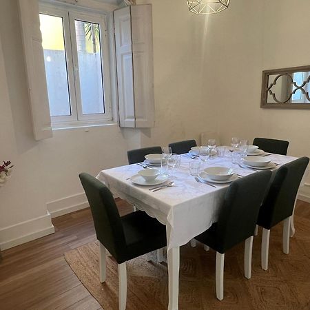 Principe Real - 2 Bedroom Apartment With Terrace Lisbon Exterior photo