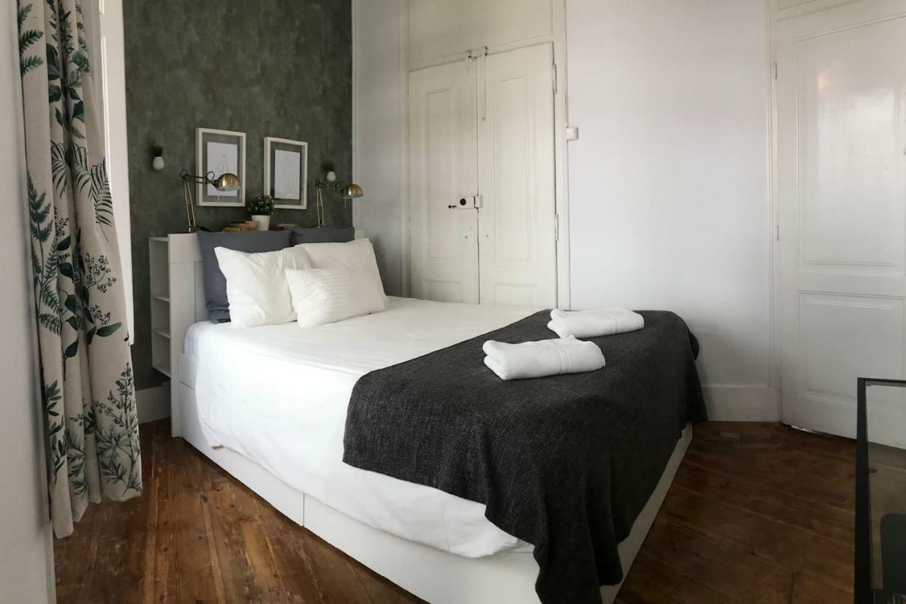Principe Real - 2 Bedroom Apartment With Terrace Lisbon Exterior photo